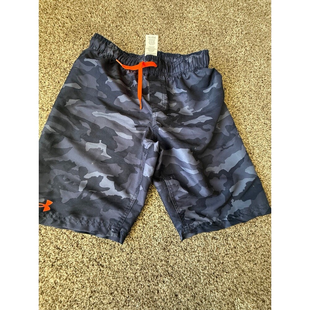 NWT Under Armour Boys Blue Camouflage Swim Shorts Size YL large NEW